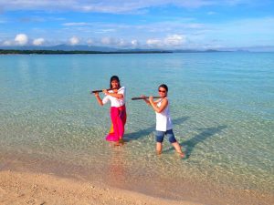 Flutes at Sand Bar